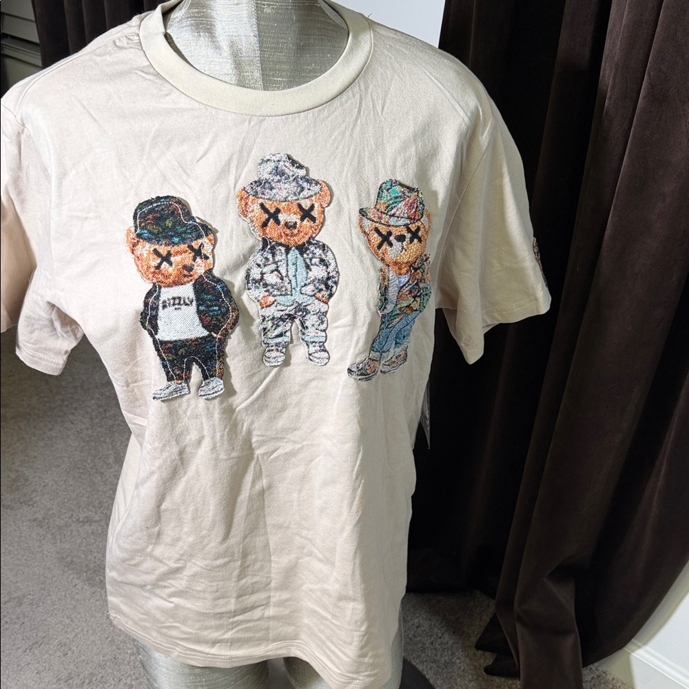 Graphic T-Shirt with Bear Design
